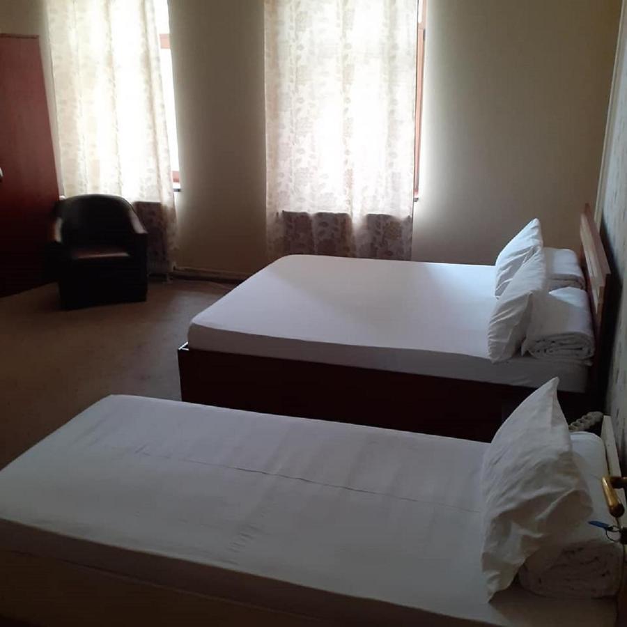 אראד Hotel Lexus - Fost Cosmin מראה חיצוני תמונה